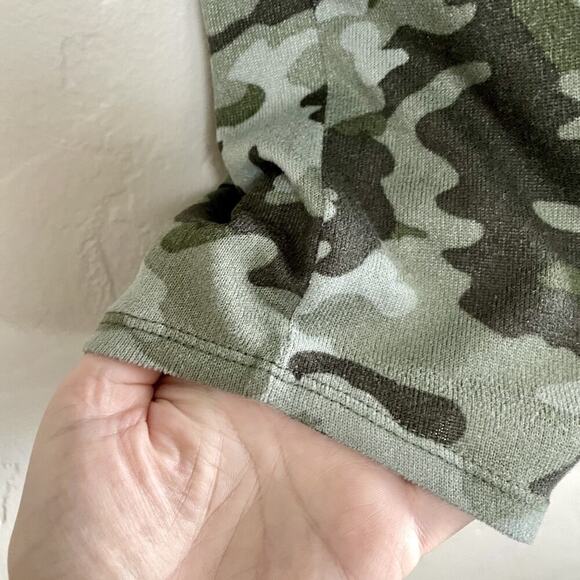 Lucky Brand Size XS T-Shirt - Green Camo Short Sleeve Summer Trendy - Picture 6 of 7